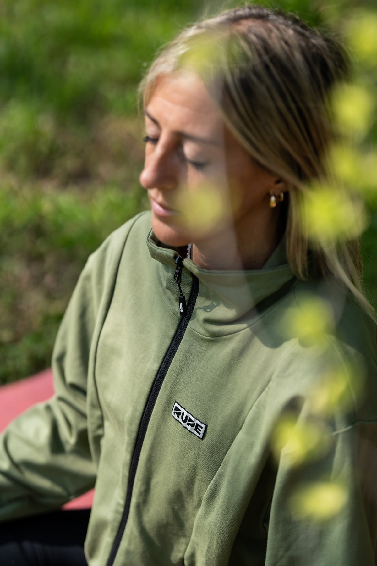Lightweight Sweatshirt - Climbing Yogi